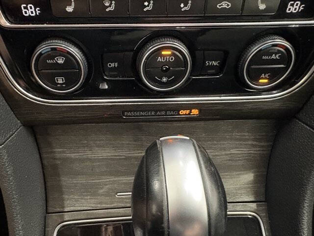 2016 Volkswagen Passat