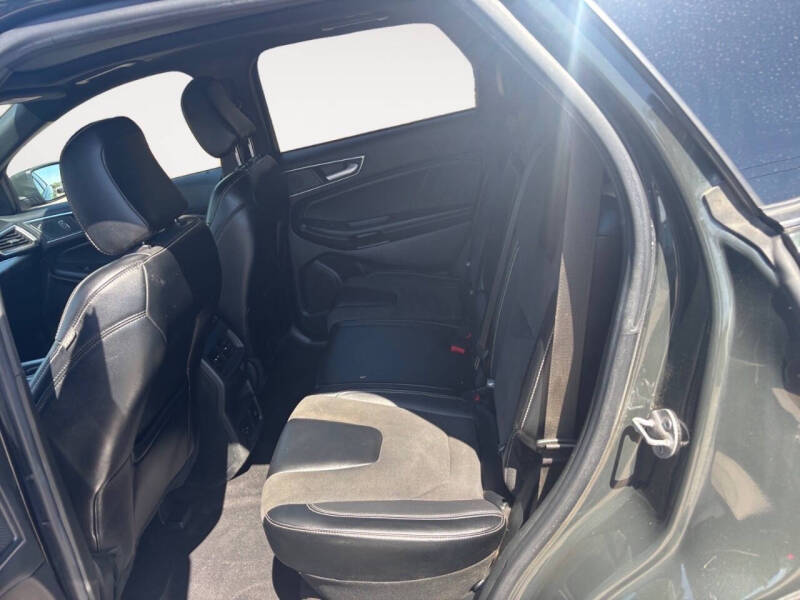 2022 Ford Edge ST