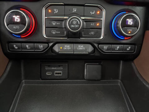 2021 Chevrolet Suburban High Country