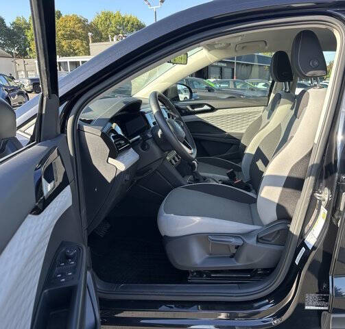 2022 Volkswagen Taos S 4Motion