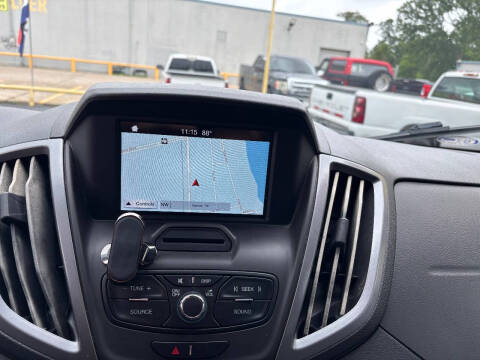 2017 Ford Transit 150 XLT