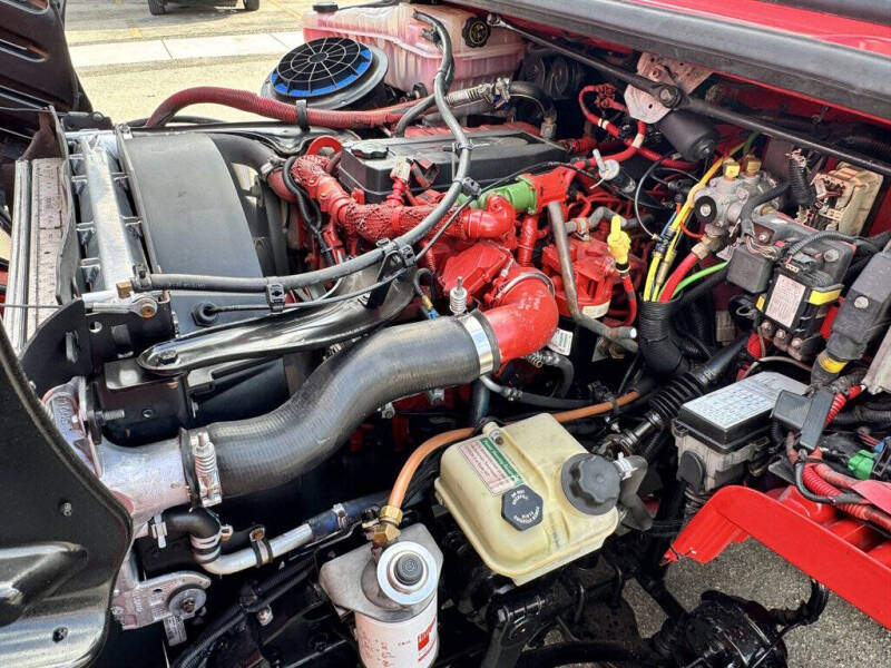 2016 Freightliner M2 106