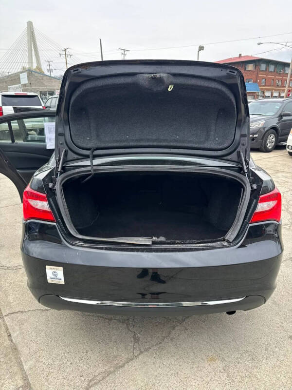 2012 Chrysler 200 Touring
