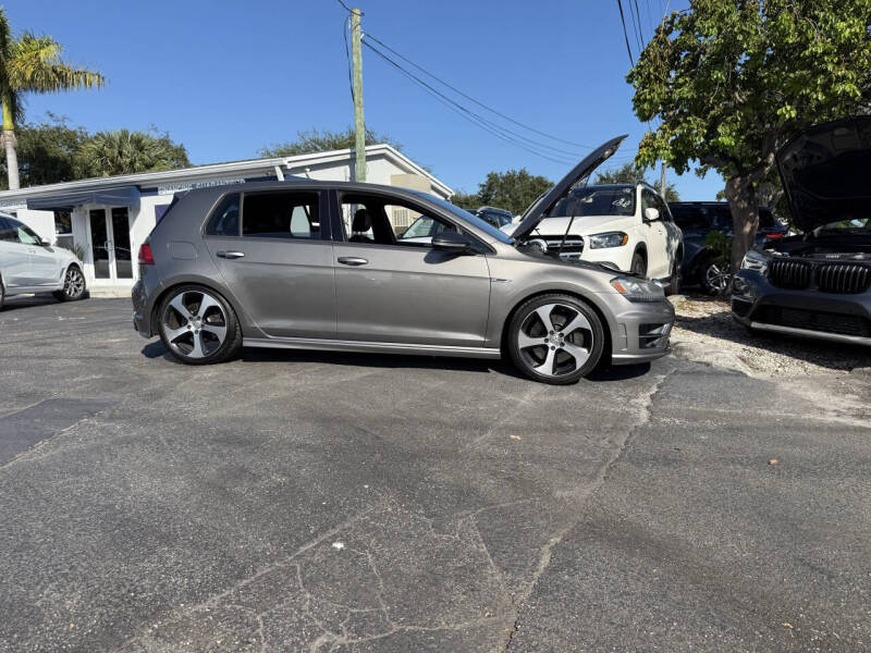 2016 Volkswagen Golf R 4Motion