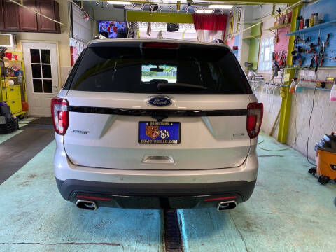 2016 Ford Explorer Sport