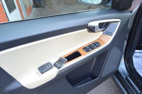 2017 Volvo XC60 T5 Inscription