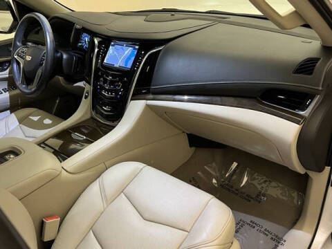 2020 Cadillac Escalade Luxury