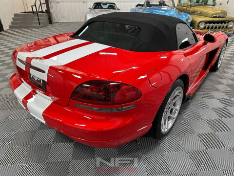 2004 Dodge Viper SRT-10