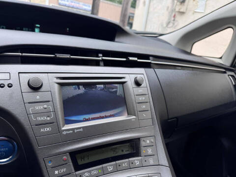 2013 Toyota Prius Three