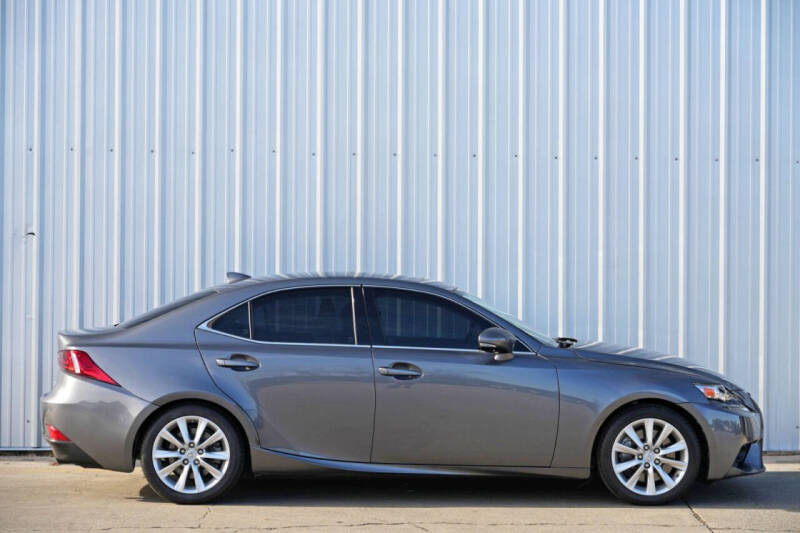 2016 Lexus IS 200t