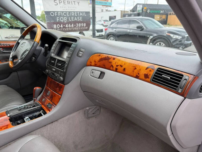 2002 Lexus LS 430