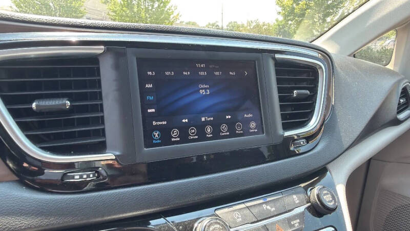 2018 Chrysler Pacifica Touring L
