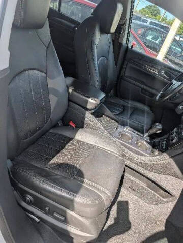 2017 Buick Enclave Leather