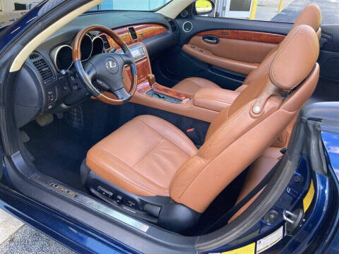 2005 Lexus SC 430