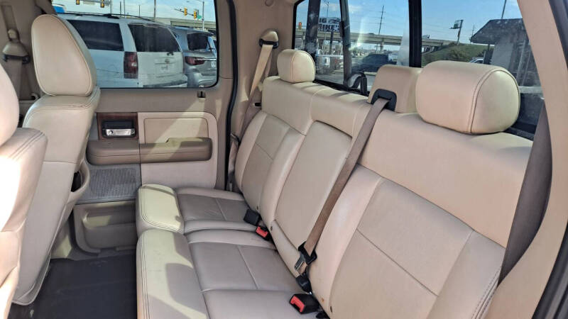 2004 Ford F-150 Lariat