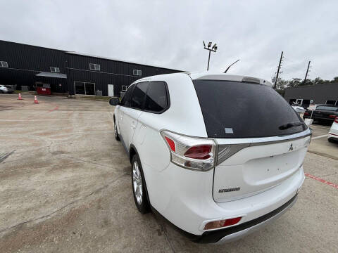 2015 Mitsubishi Outlander SE