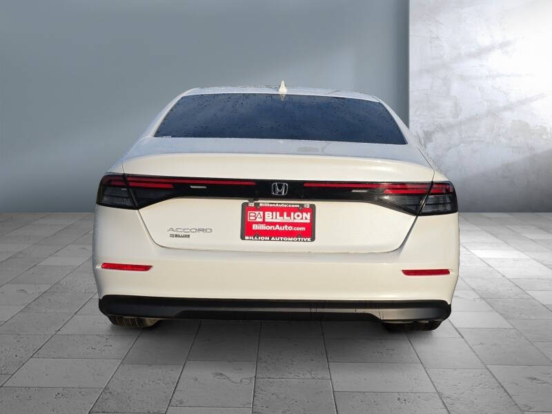 2023 Honda Accord LX