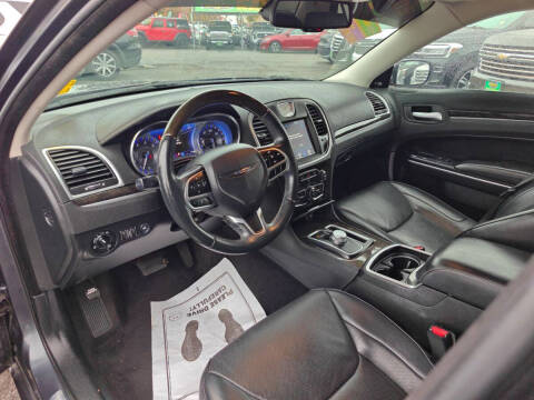 2018 Chrysler 300 Limited