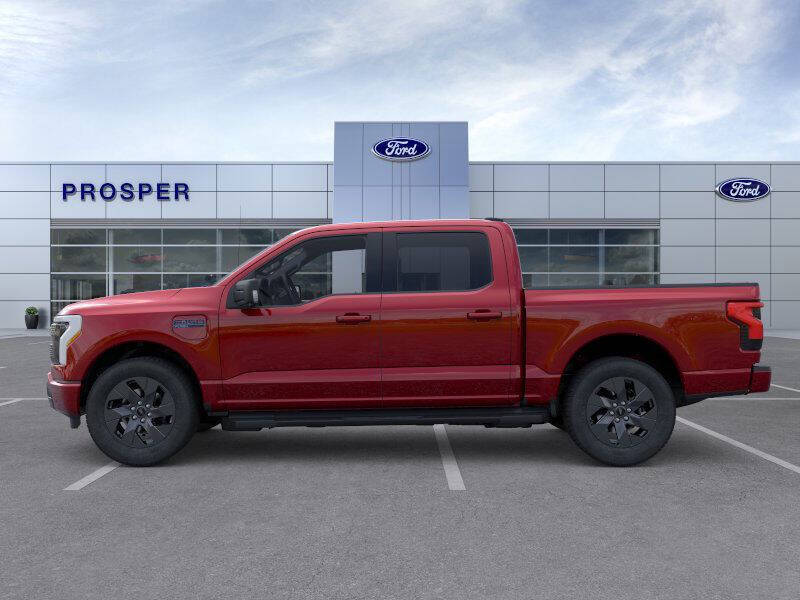 2025 Ford F-150 Lightning Flash