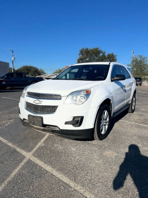 2015 Chevrolet Equinox LS photo 3