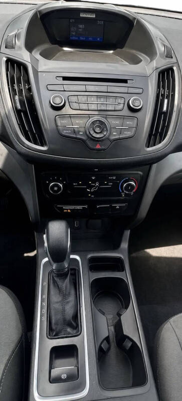 2017 Ford Escape S