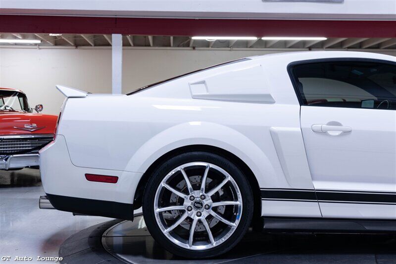 2007 Ford Shelby GT500 11