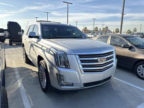 2018 Cadillac Escalade Platinum