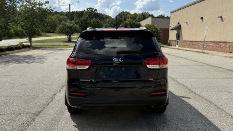 2016 Kia Sorento LX