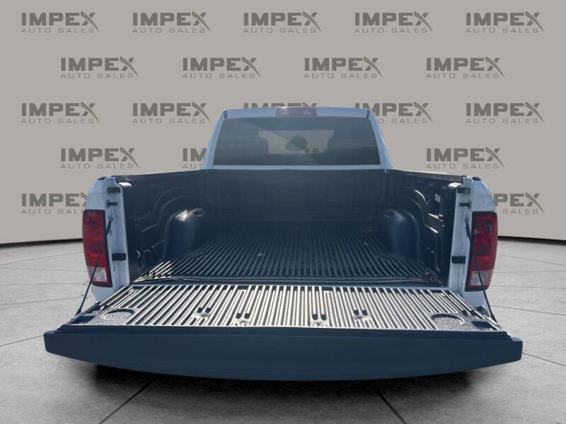 2024 RAM 1500 Classic SLT