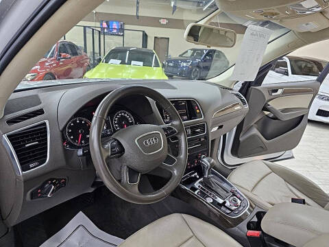 2017 Audi Q5 2.0T quattro Premium