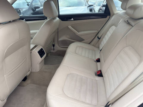 2014 Volkswagen Passat 2.0L TDI SEL Premium