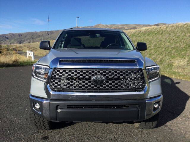 2018 Toyota Tundra SR5