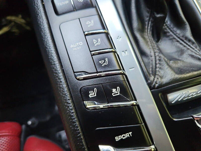 2018 Porsche Macan GTS