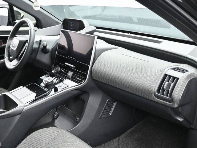 2024 Toyota bZ4X XLE