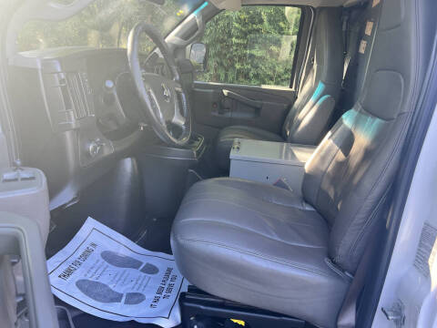 2018 Chevrolet Express 3500