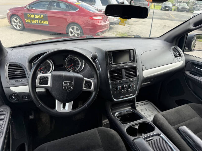 2016 Dodge Grand Caravan SXT Plus