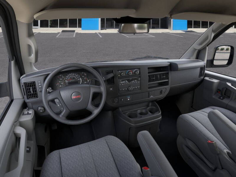 2026 GMC Savana 2500