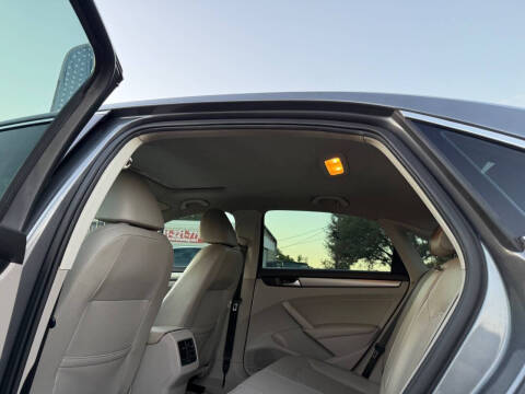 2015 Volkswagen Passat 2.0L TDI SE