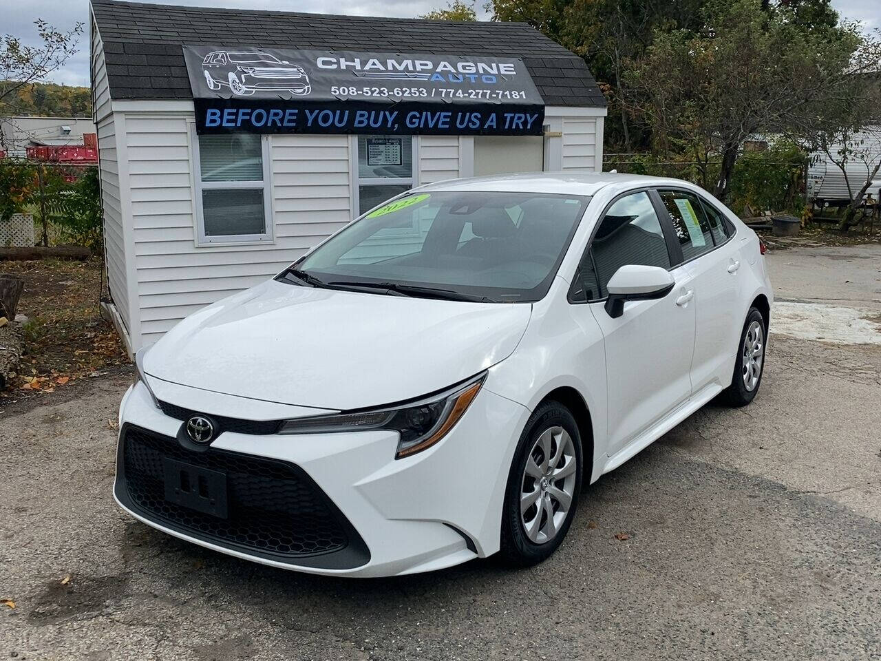 2022 Toyota Corolla LE