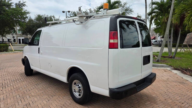 2009 Chevrolet Express 2500