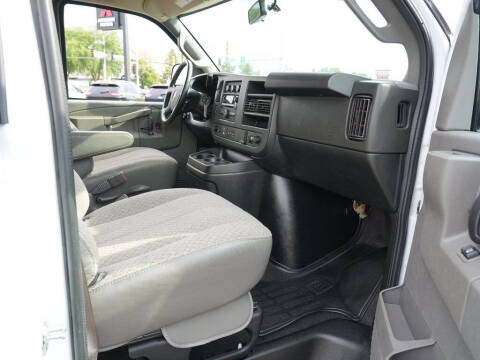 2020 Chevrolet Express LS 3500
