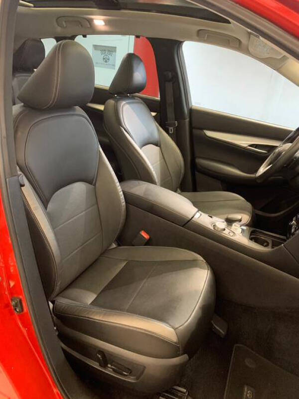 2021 Infiniti QX50 Essential