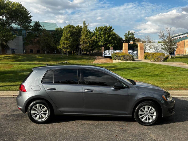 2017 Volkswagen Golf TSI S