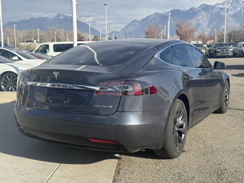 2020 Tesla Model S Long Range Plus