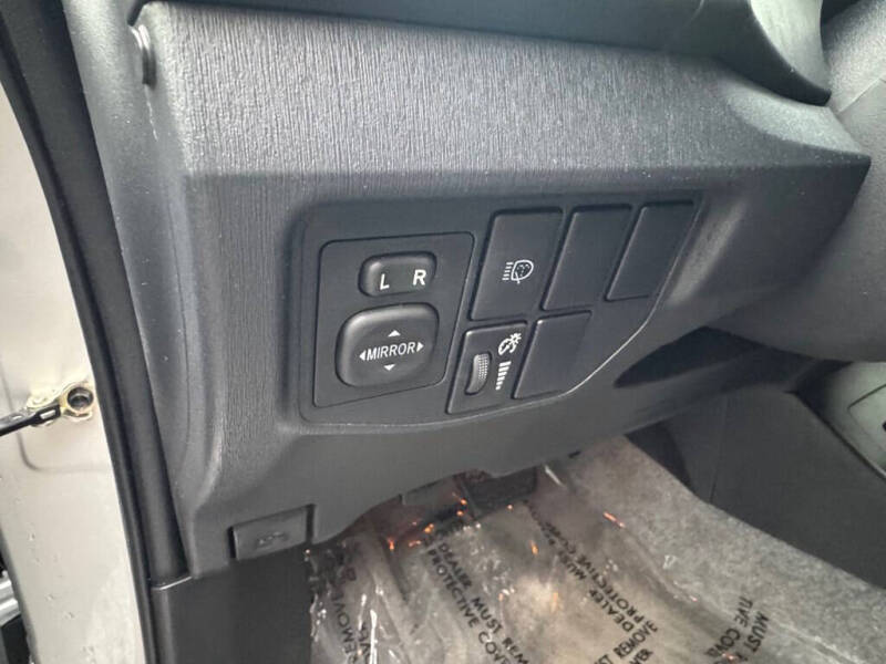 2013 Toyota Prius Five