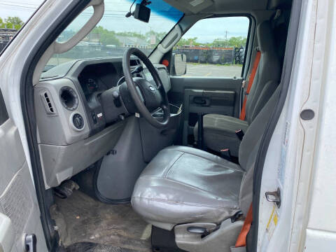 2010 Ford E-Series E-150