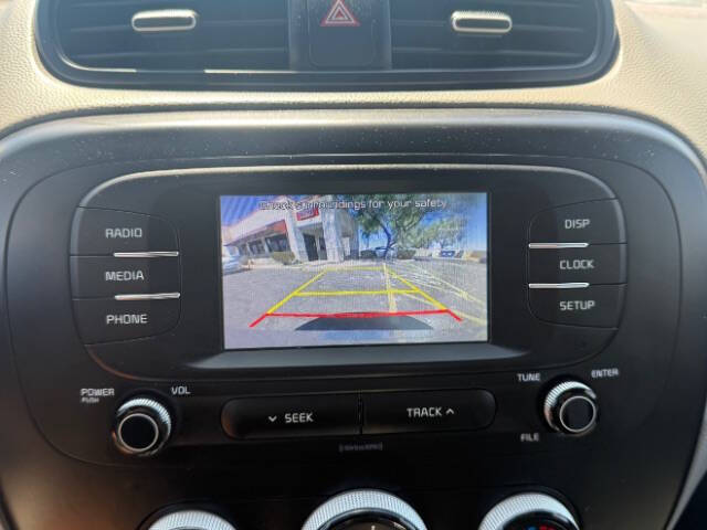 Silver 2019 Kia Soul Base 4dr Crossover 6A 20