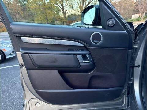 2017 Land Rover Discovery First Edition