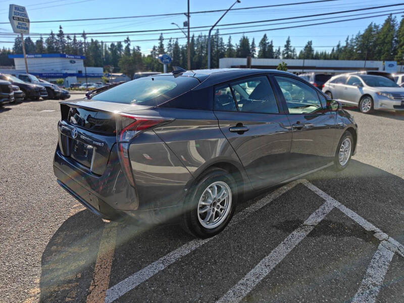 2018 Toyota Prius Two