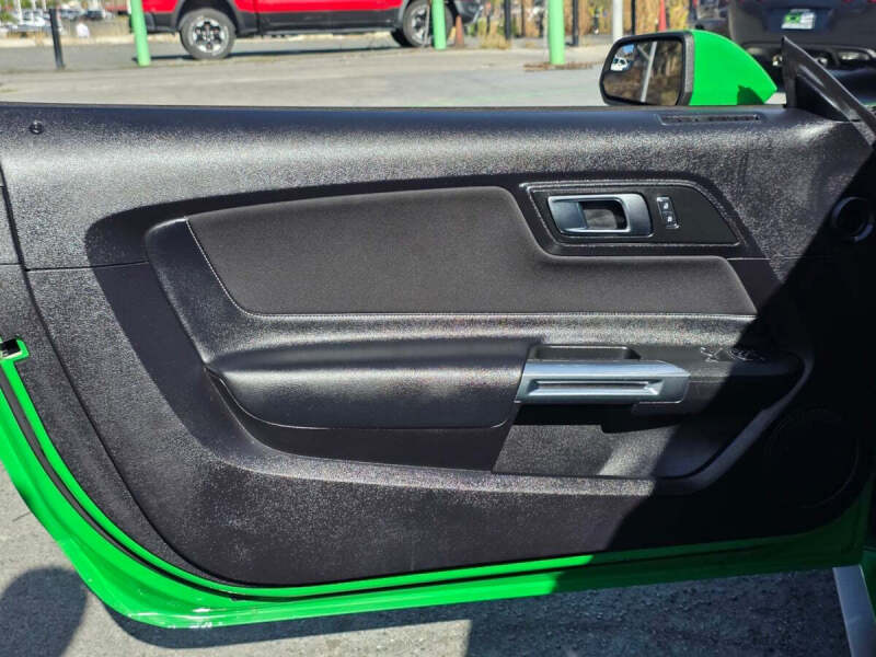 2019 Ford Mustang EcoBoost